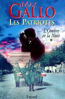 Couverture du livre L'ombre et la nuit de Max Gallo