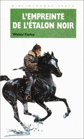 Couverture du livre L'empreinte de l'étalon noir de Walter Farley